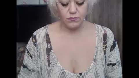 larisaq4ugo24 online show from October 7, 6:54 am