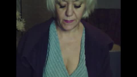 larisaq4ugo24 online show from October 25, 6:02 pm