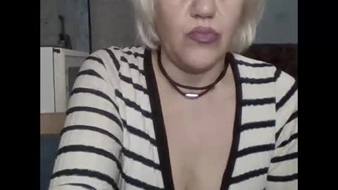 larisaq4ugo24 online show from December 18, 8:04 pm