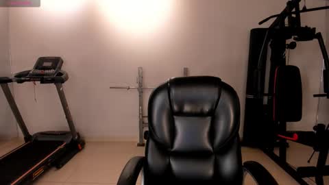 Larisa Smirnov online show from March 15, 4:18 am