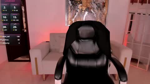 Larisa Smirnov online show from March 21, 8:19 am