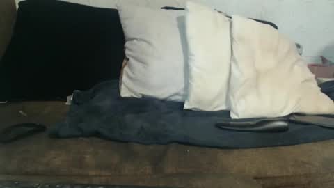 Snapshot of lariss__ chatting on March 15, 6:36 pm Lariss online show from March 15, 6:36 pm