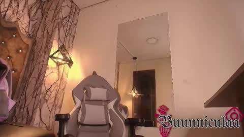  Lari online show from November 24, 4:56 am