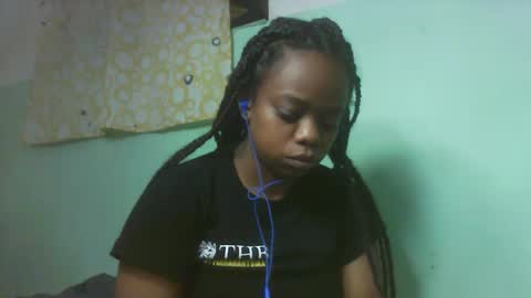 larissa645771 online show from September 20, 4:08 pm