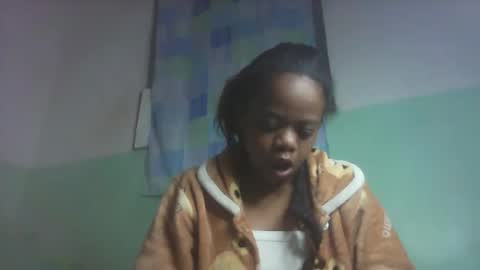 larissa645771 online show from October 13, 4:01 am