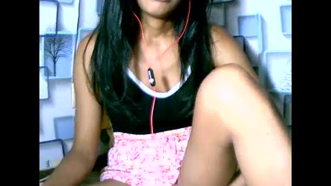 Snapshot of larra27 chatting on April 16, 9:50 pm Malala online show from April 16, 9:50 pm
