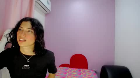 Snapshot of larry_craft chatting on February 28, 8:32 pm larry online show from February 28, 8:32 pm