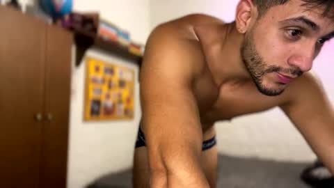 andrew online show from February 3, 1:09 am