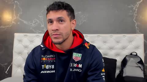 andrew online show from November 29, 1:25 pm