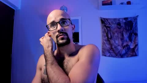 larry_stewart online show from June 15, 11:29 pm