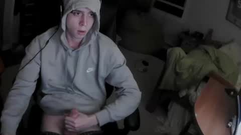 larrymcberran2 online show from October 14, 4:13 am