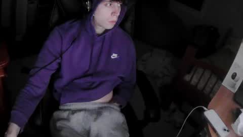 larrymcberran2 online show from February 6, 5:34 am