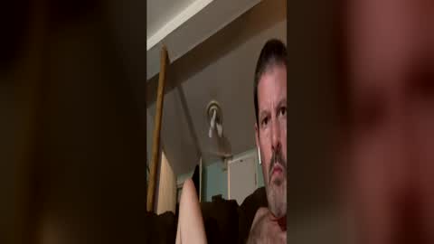 larrythelover23 online show from June 18, 6:02 am