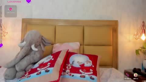  MIA  online show from December 3, 6:38 pm