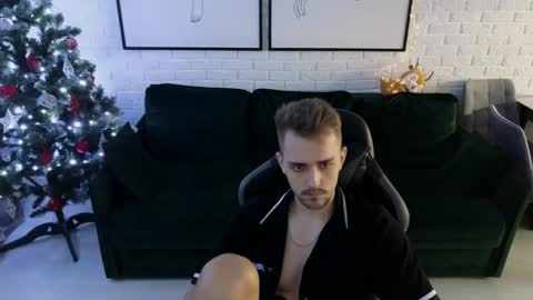 Lars online show from December 5, 4:09 am