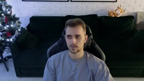 Lars online show from December 7, 1:14 am