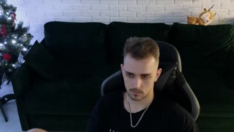 Lars online show from December 15, 5:02 am