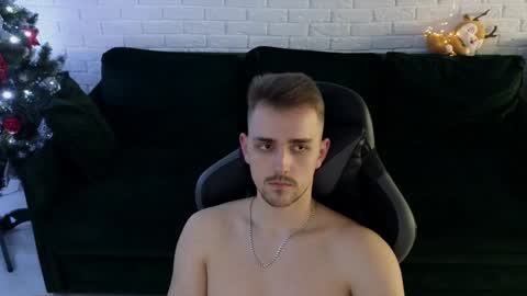 Lars online show from December 18, 4:42 am