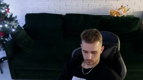 Lars online show from December 19, 6:01 am