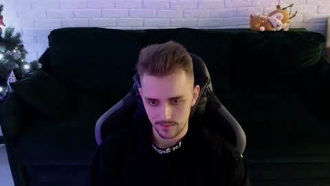 Lars online show from December 23, 2:35 am