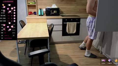 Lars online show from February 4, 9:52 pm