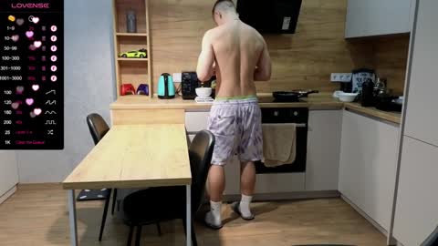 Lars online show from February 8, 5:39 pm