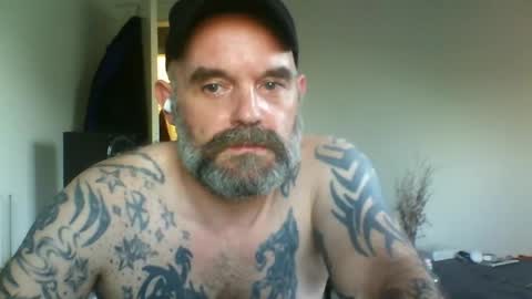 larsvegas1895 online show from May 21, 6:26 pm