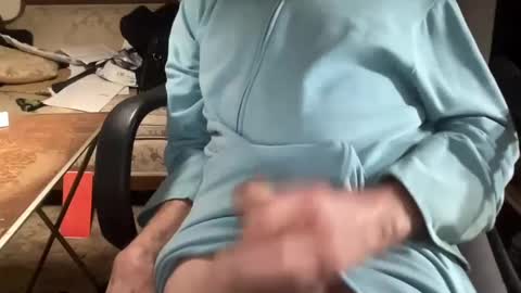 Snapshot of laser134 chatting on February 20, 1:51 pm chris online show from February 20, 1:51 pm