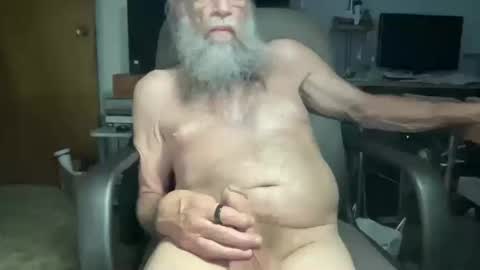 Snapshot of laser134 chatting on October 10, 2:43 am chris online show from October 10, 2:43 am