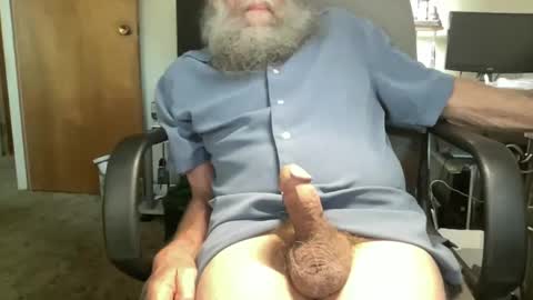 Snapshot of laser134 chatting on October 31, 6:31 pm chris online show from October 31, 6:31 pm