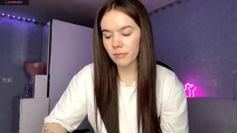 Amelia online show from March 25, 3:18 pm