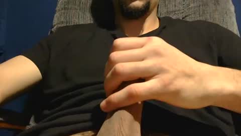 Snapshot of lastinline4 chatting on March 31, 3:23 pm Lastinline4 online show from March 31, 3:23 pm