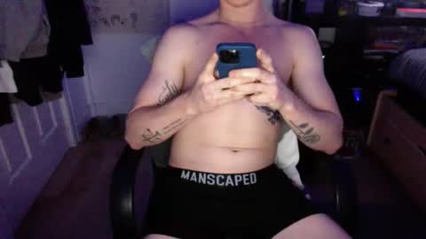 latepleasures online show from January 14, 7:48 am