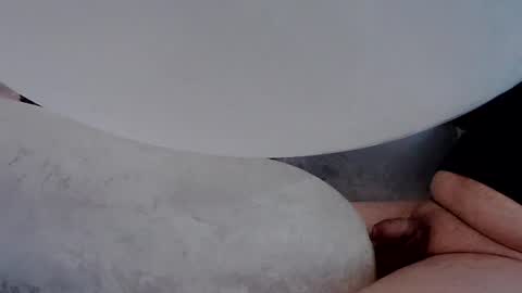 latexchris77 online show from June 18, 11:03 am