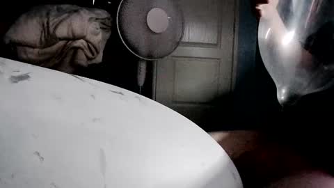 latexchris77 online show from June 28, 9:43 pm