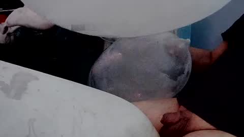 latexchris77 online show from July 4, 11:16 am