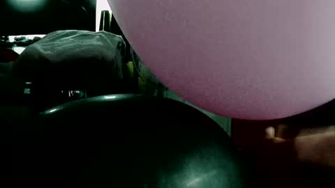 latexchris77 online show from July 26, 8:05 pm