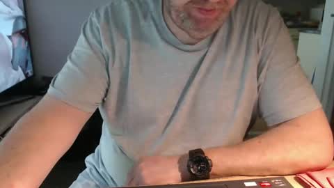 Snapshot of latexloverch71 chatting on June 10, 10:47 am Andreas Latexlover online show from June 10, 10:47 am