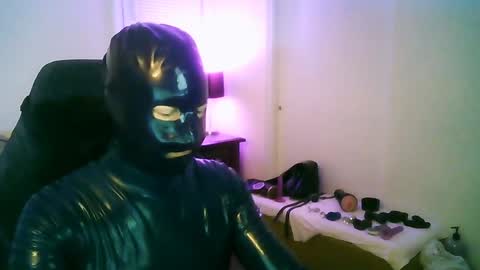 latexminheadroom online show from December 22, 1:34 am