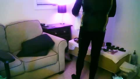 latexminheadroom online show from December 29, 5:31 am