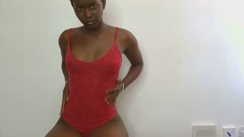 Snapshot of latiffaah_xx chatting on January 15, 11:15 am latiffaah_xx online show from January 15, 11:15 am