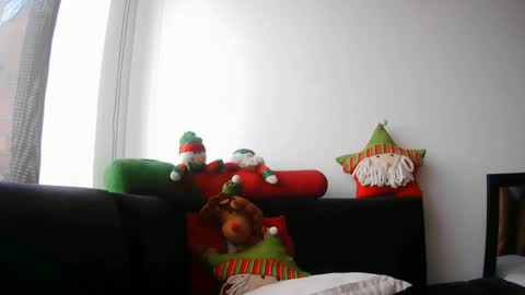 Snapshot of latiinvenushot chatting on December 17, 3:18 pm latiinvenushot online show from December 17, 3:18 pm