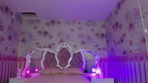 Snapshot of latin_ashley_ chatting on February 28, 5:59 am Valeria online show from February 28, 5:59 am