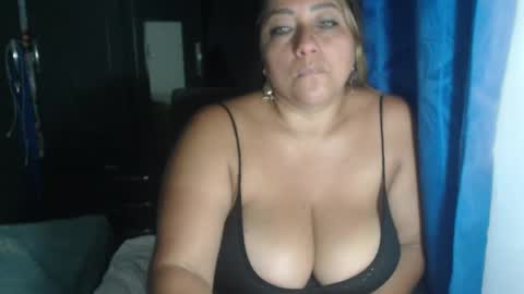latin_big_boobs online show from September 22, 11:18 pm