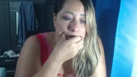 latin_big_boobs online show from October 25, 11:54 pm