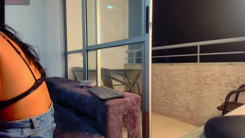 Snapshot of latin_couple77 chatting on December 12, 11:36 pm Sara y Andy online show from December 12, 11:36 pm