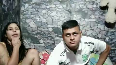 Snapshot of latin_hornycouple chatting on December 23, 1:29 am latin_hornycouple online show from December 23, 1:29 am