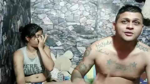 Snapshot of latin_hornycouple chatting on January 4, 4:33 am latin_hornycouple online show from January 4, 4:33 am