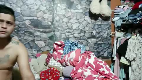 Snapshot of latin_hornycouple chatting on January 5, 2:19 pm latin_hornycouple online show from January 5, 2:19 pm