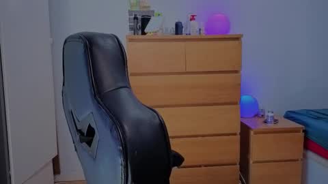  Free OF online show from October 10, 10:25 am